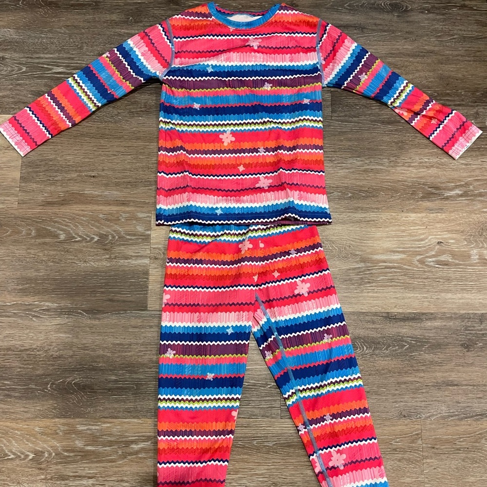 Girls size XS (4-5) Obermeyer base layer shirt and pants